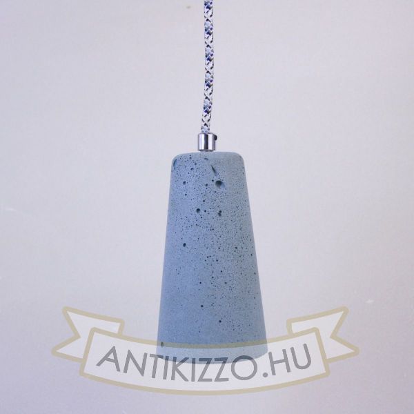 beton-fuggesztek-lampa-kis-buraval-vilagos-kek