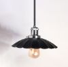 antik-fuggesztek-lampa-matt-fekete-fenyes-krom-szin-hullamos-buraval
