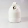 porcelan-foglalat-feher-sorolhato-e27